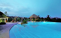 taj-green-cove-resort-kovalam-kerala-india-swimming-pool