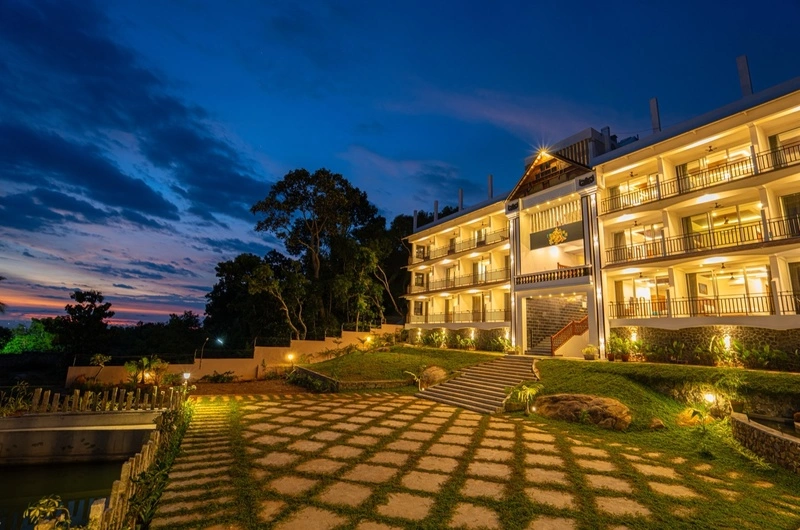 Beautiful evening view of Aadisaktthi Leisure Resort accommodation near Kovalam beach